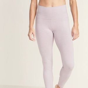 Old Navy high waisted balance leggings!!